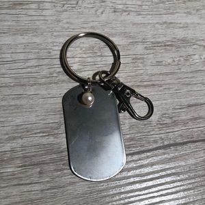 Vantel Pearls Dog Tag Key Chain